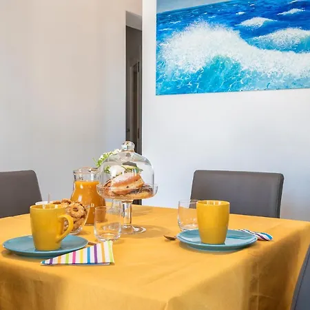Appartamento Nura's - Al Mare Sea Front