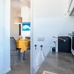 Nuras - Al Mare Sea Front Apartment *