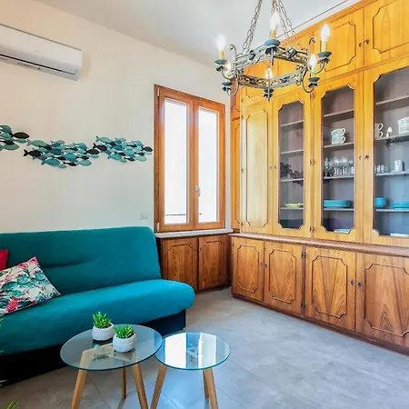 Apartmán Nura's - Al Mare Sea Front