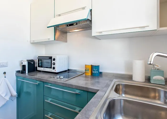 Appartement Nura's - Al Mare Sea Front *