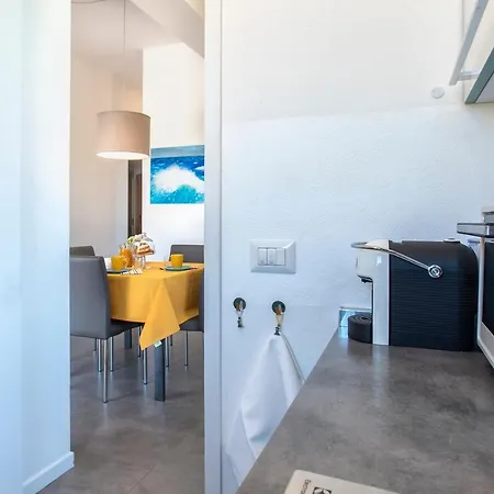 Nuras - Al Mare Sea Front Appartement *