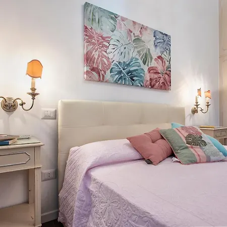 Nuras - Al Mare Sea Front Appartement